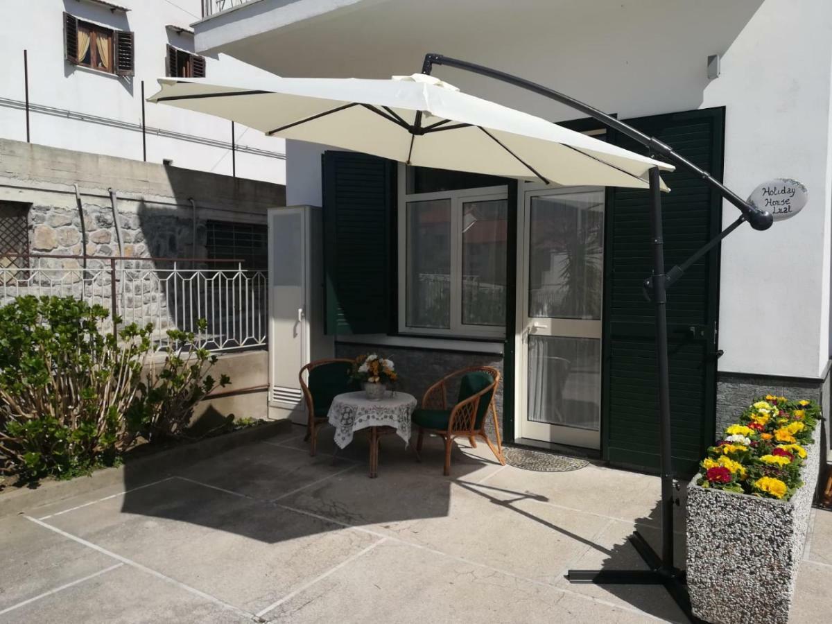 Holiday House Lual 阿杰罗拉 外观 照片